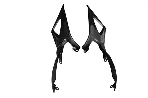 Carbon side panels below tank - carbon,