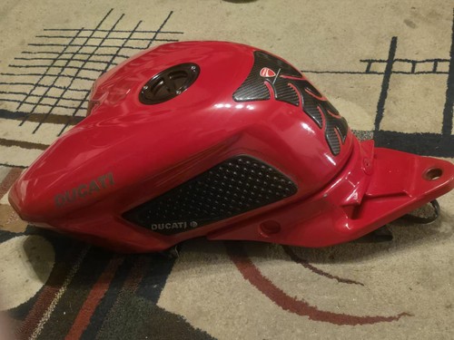 Ducati 848 1098 - , fuel